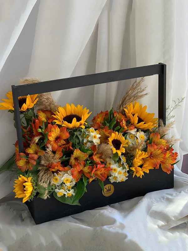 باکس گل نازلی